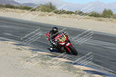 media/Dec-04-2025-Racers Edge (Thu) [[5ebc9f124d]]/3-B Group/7-Session 4 (Turn 10 Inside)/